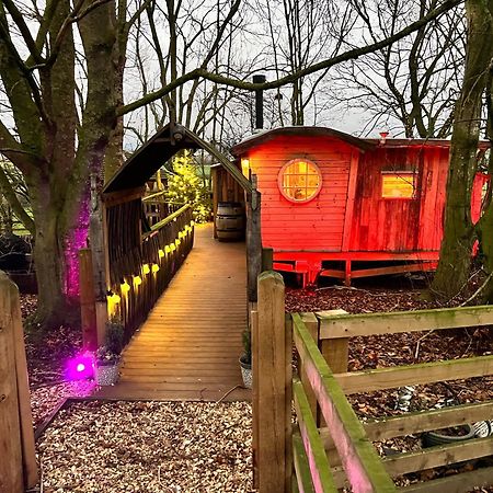 Burtree Country House, Tipi'S, Treehouse & Lodge & House Rooms With Hot Tubs In A Private Garden Thirsk Eksteriør bilde