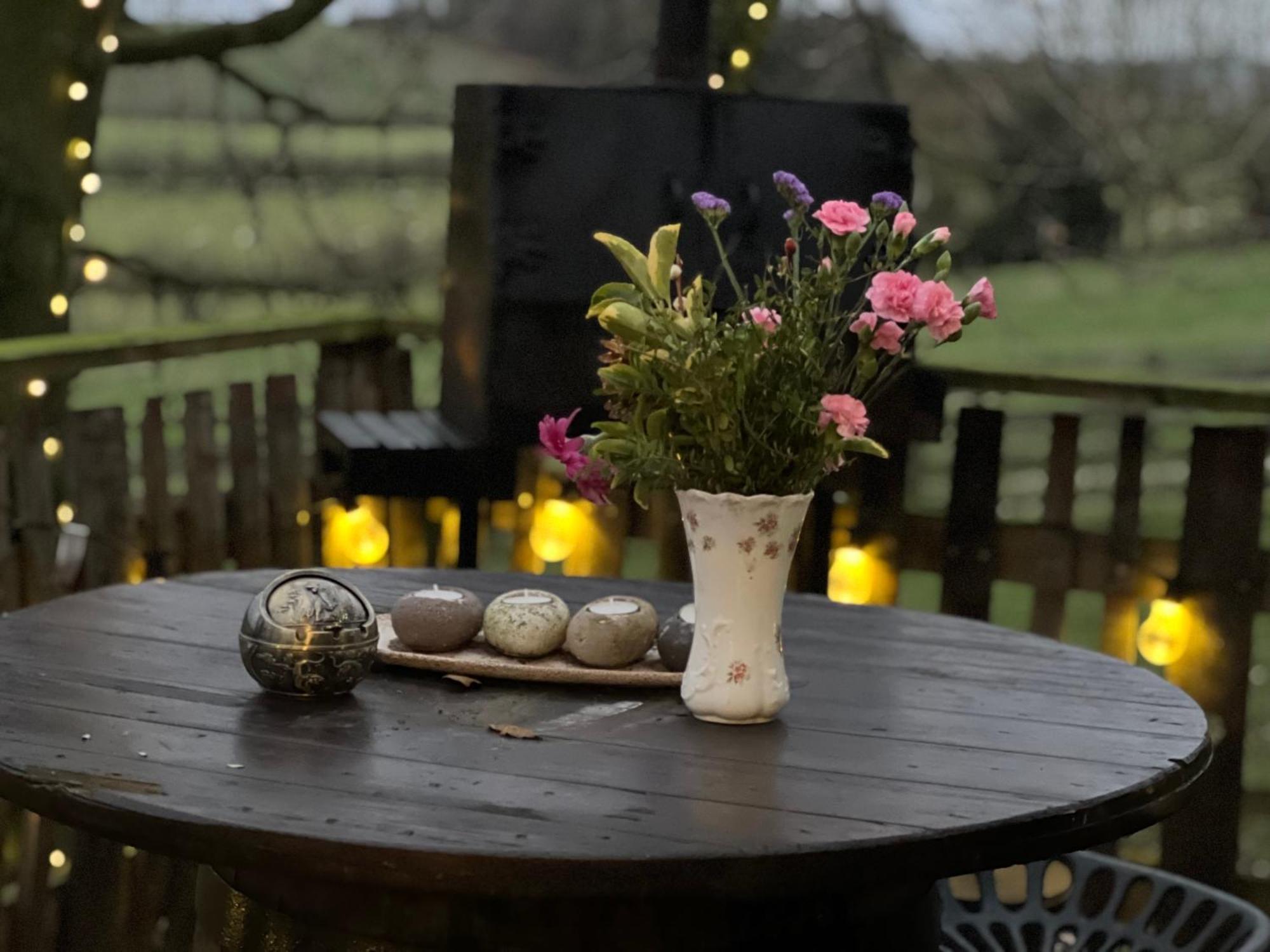 Burtree Country House, Tipi'S, Treehouse & Lodge & House Rooms With Hot Tubs In A Private Garden Thirsk Eksteriør bilde
