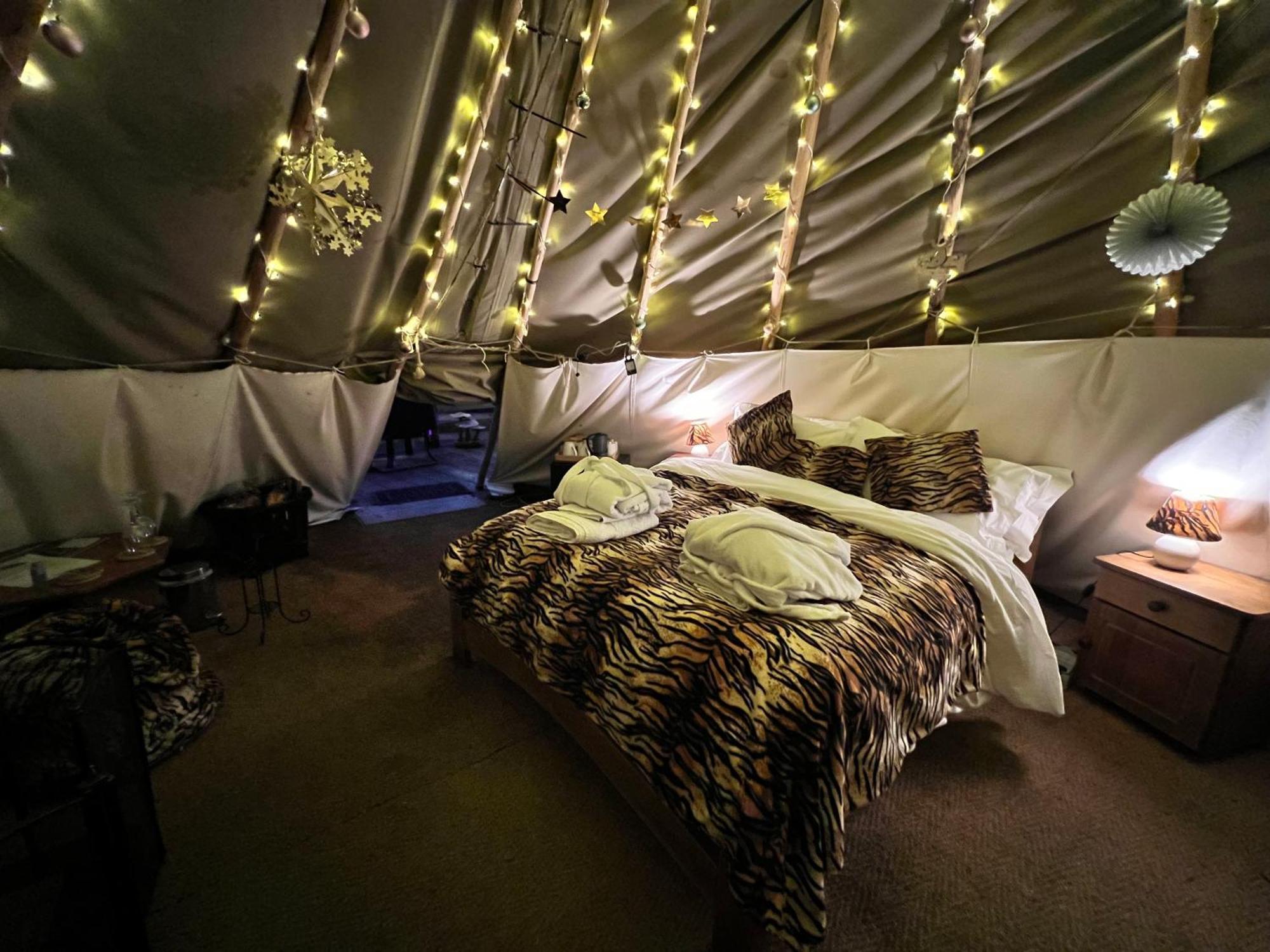Burtree Country House, Tipi'S, Treehouse & Lodge & House Rooms With Hot Tubs In A Private Garden Thirsk Eksteriør bilde