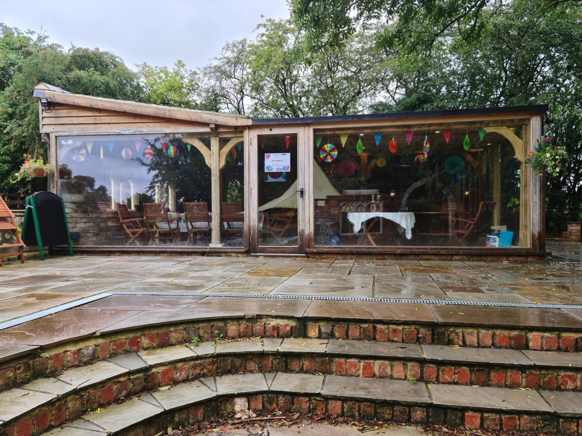 Burtree Country House, Tipi'S, Treehouse & Lodge & House Rooms With Hot Tubs In A Private Garden Thirsk Eksteriør bilde